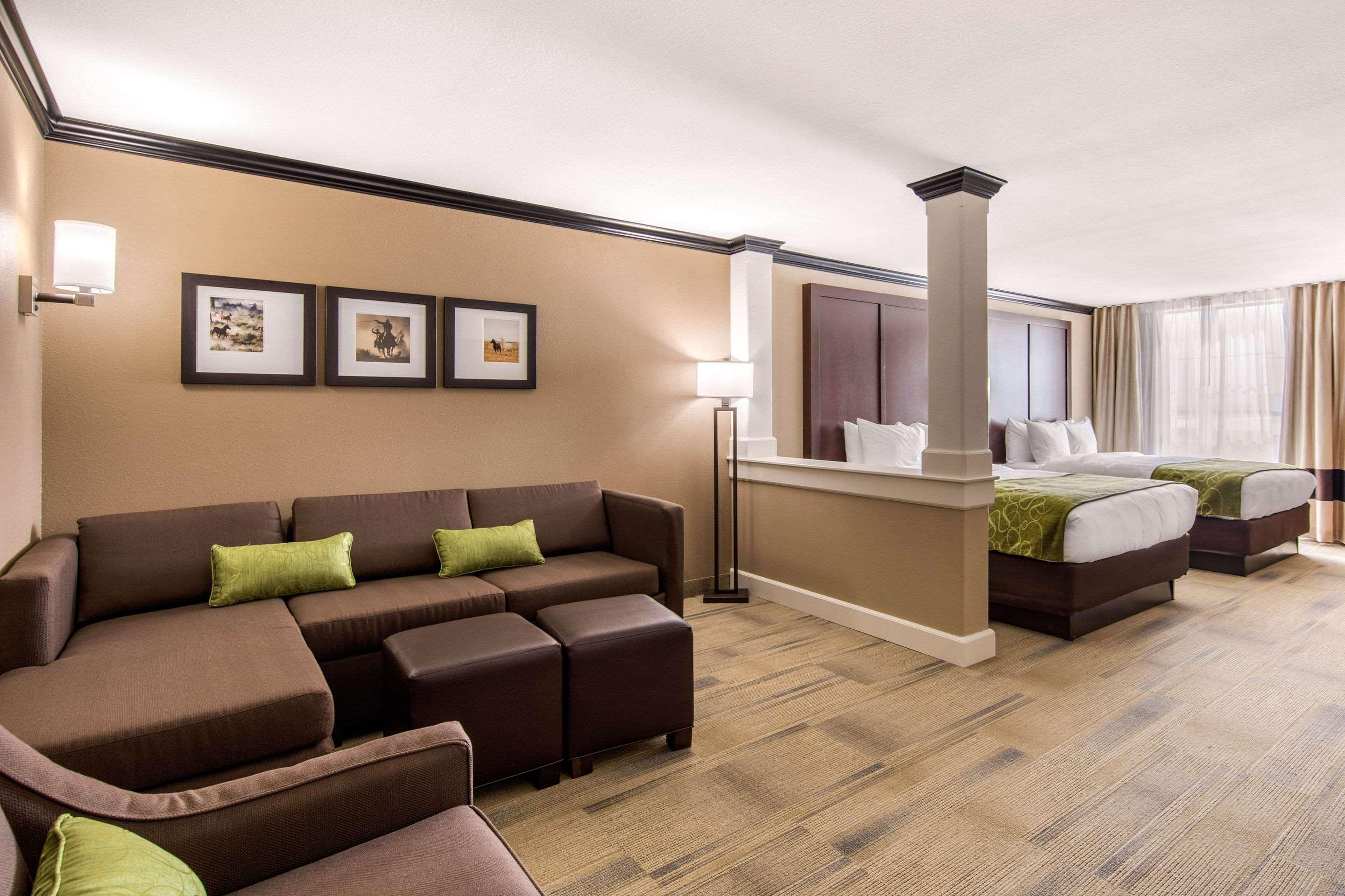 Comfort Suites Liberal Dış mekan fotoğraf