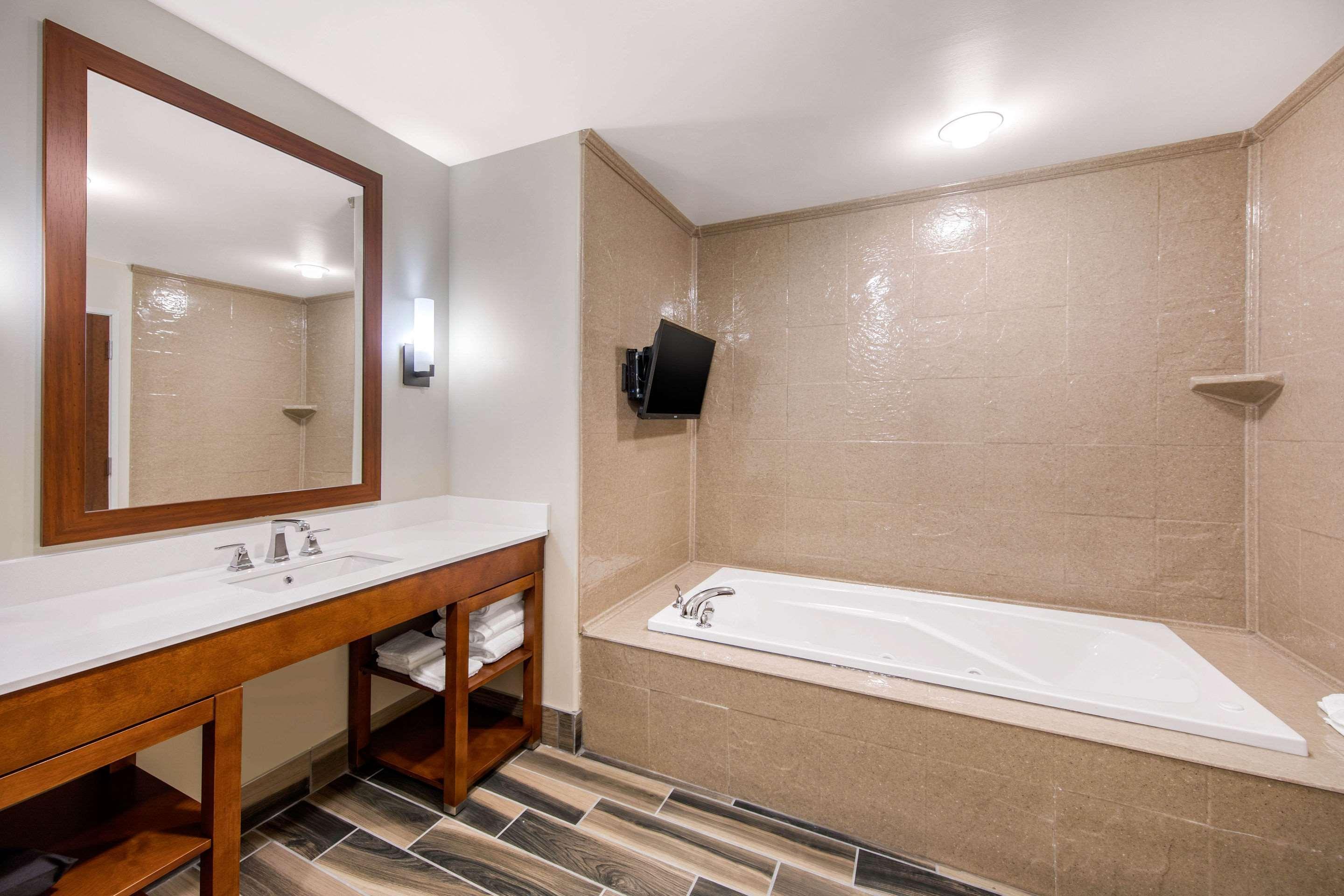 Comfort Suites Liberal Dış mekan fotoğraf