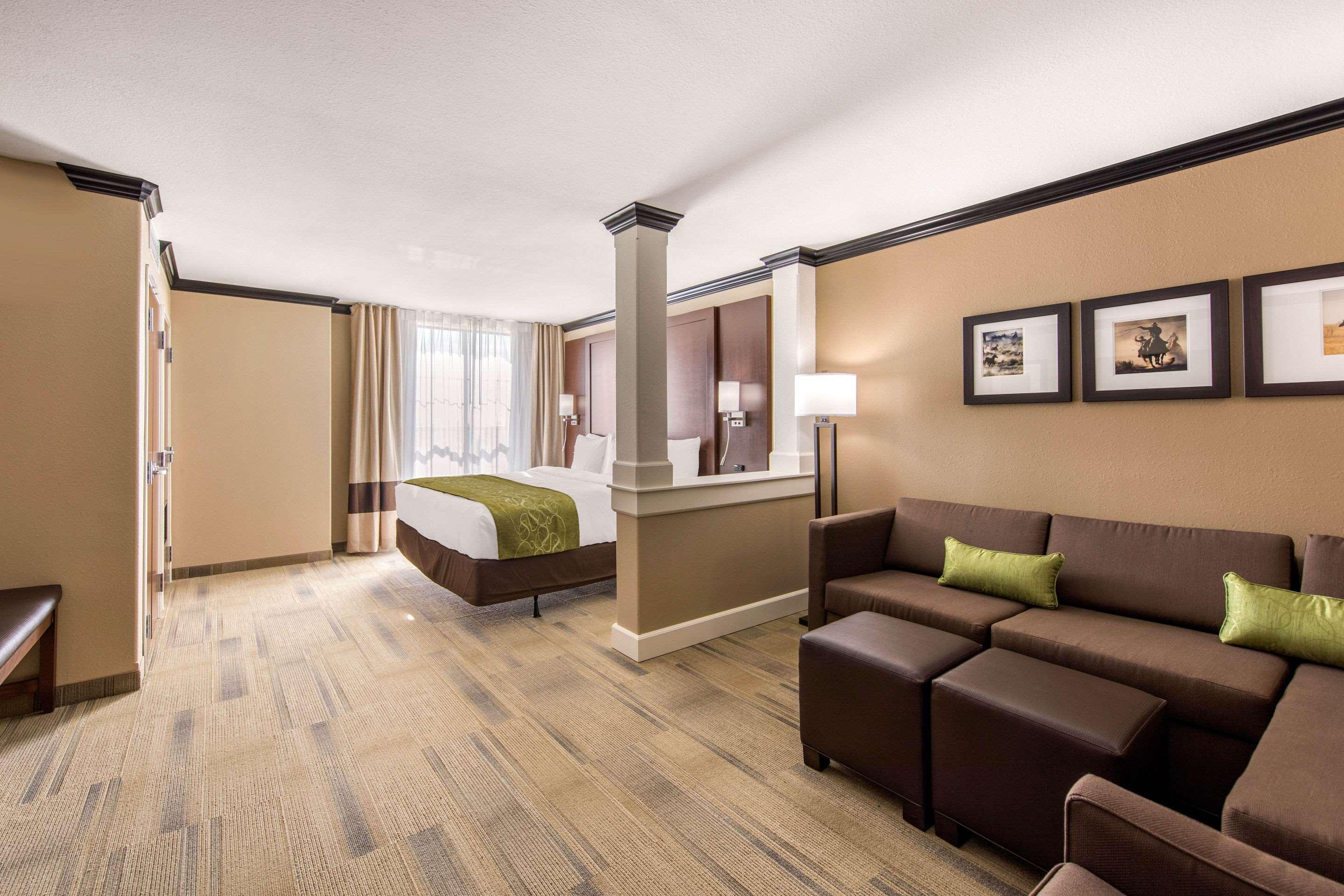 Comfort Suites Liberal Dış mekan fotoğraf